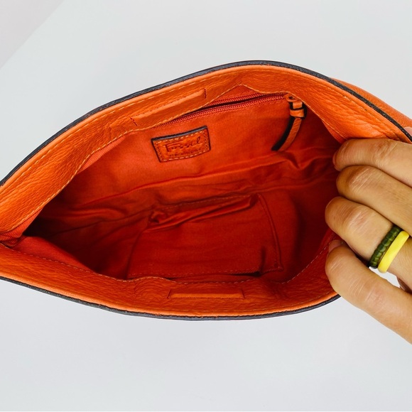 Fossil Leather Clutch Purse - Picture 3 of 9